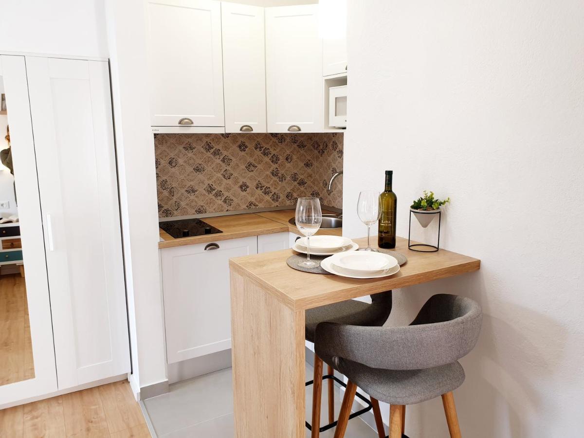 Apartments Palma Baška Voda Zewnętrze zdjęcie